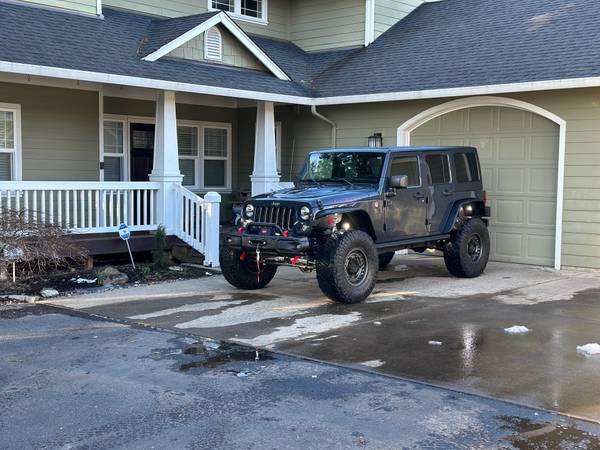 BRAND nový NEVER použitý 4 Inch facelift Kit Jeep Wrangler Rubicon, dovoz USA — foto 3 z 3