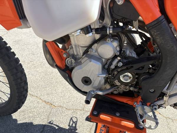 2023 KTM, dovoz USA — foto 5 z 5