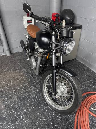 2012 Triumph, dovoz USA — foto 2 z 3