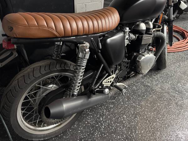2012 Triumph, dovoz USA — foto 3 z 3