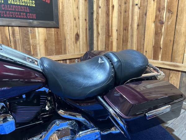 2007 Harley-Davidson, dovoz USA — foto 7 z 12