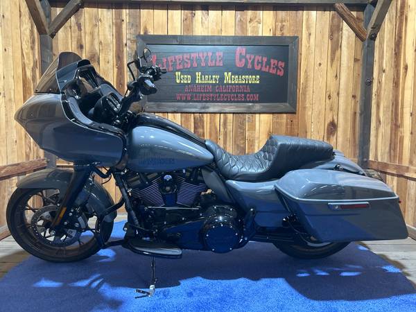 2022 Harley-Davidson, dovoz USA — foto 2 z 12