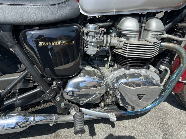 2001 Triumph, dovoz USA — foto 8 z 11