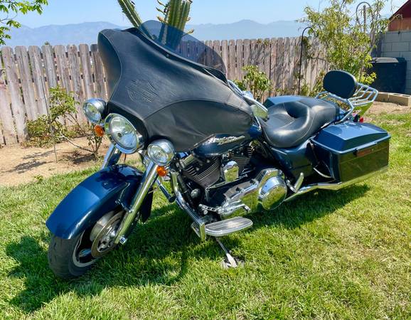 2009 Harley-Davidson, dovoz USA — foto 2 z 7
