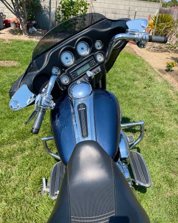 2009 Harley-Davidson, dovoz USA — foto 4 z 7