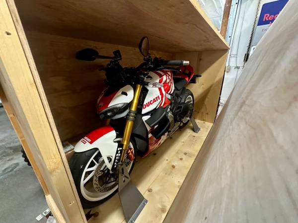 2025 Ducati, dovoz USA — foto 2 z 5