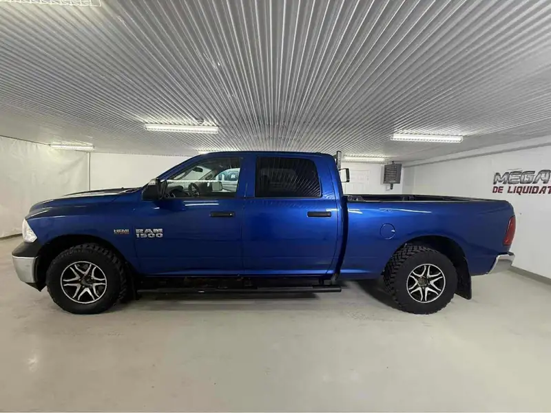 2016 RAM 1500 ST, modrá, 158 500 km, dovoz Kanada — foto 5 z 12