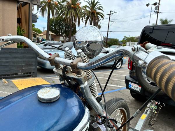 Triumph, dovoz USA — foto 6 z 7
