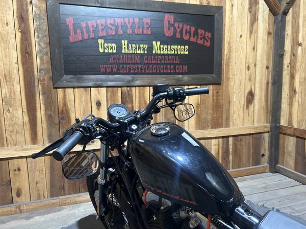 2014 Harley-Davidson, dovoz USA — foto 10 z 11