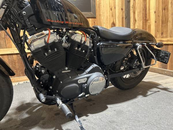 2014 Harley-Davidson, dovoz USA — foto 4 z 11
