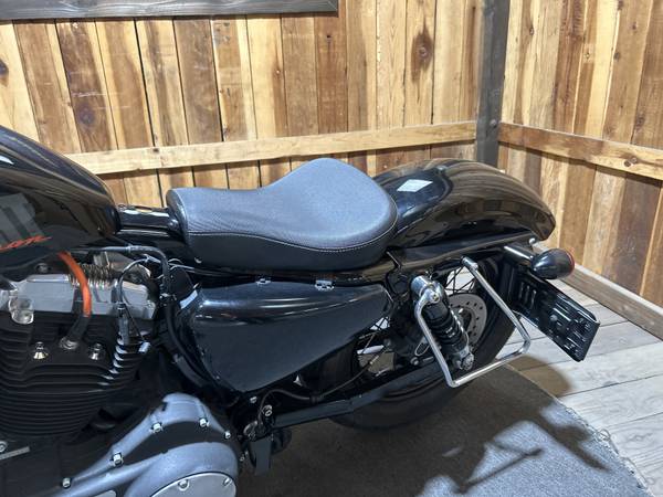 2014 Harley-Davidson, dovoz USA — foto 5 z 11