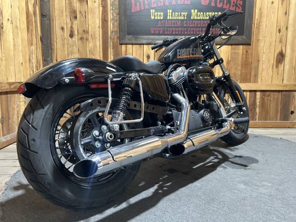 2014 Harley-Davidson, dovoz USA — foto 7 z 11