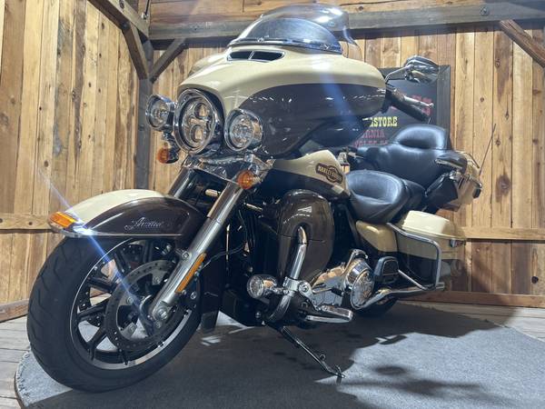 2014 Harley-Davidson, dovoz USA — foto 6 z 11