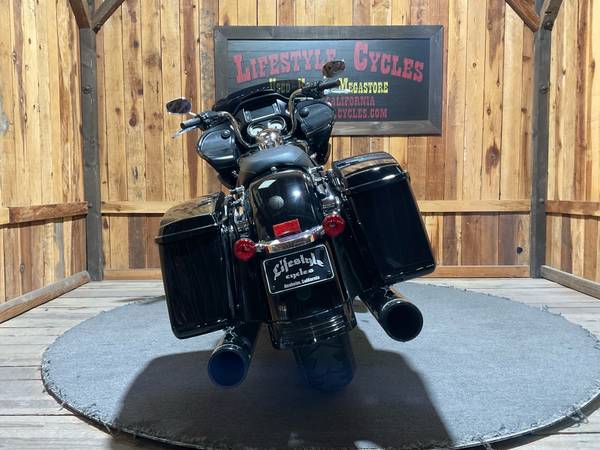 2018 Harley-Davidson, dovoz USA — foto 5 z 12
