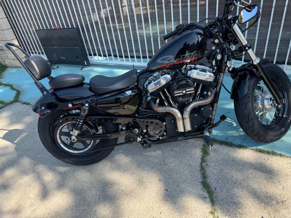 2011 Harley-Davidson, dovoz USA — foto 2 z 7