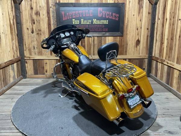 2016 Harley-Davidson, dovoz USA — foto 12 z 12
