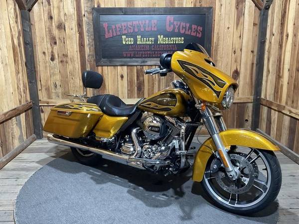 2016 Harley-Davidson, dovoz USA — foto 3 z 12