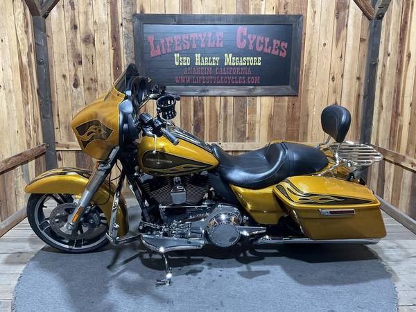 2016 Harley-Davidson, dovoz USA — foto 9 z 12