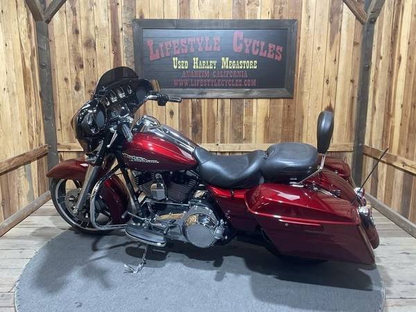 2016 Harley-Davidson, dovoz USA — foto 10 z 12