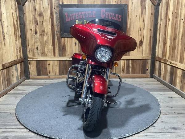 2016 Harley-Davidson, dovoz USA — foto 5 z 12