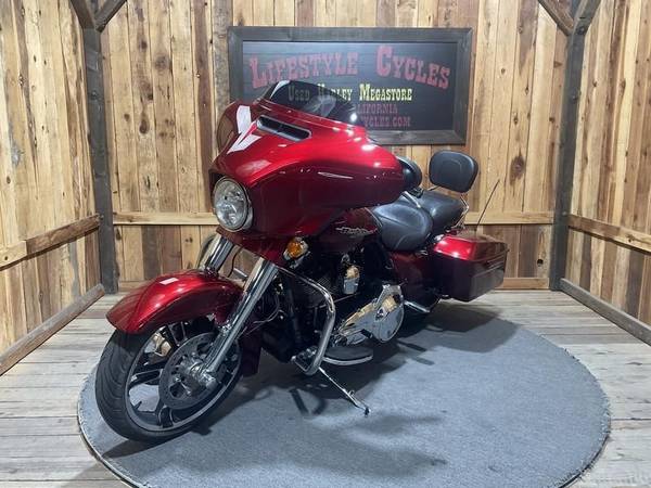 2016 Harley-Davidson, dovoz USA — foto 7 z 12
