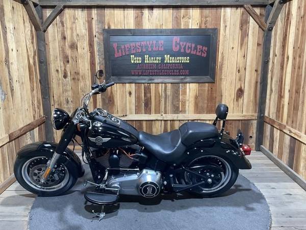 2015 Harley-Davidson, dovoz USA — foto 5 z 11