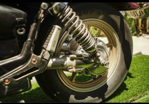 1996 Harley-Davidson, dovoz USA — foto 2 z 5