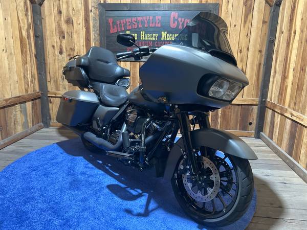 2019 Harley-Davidson, dovoz USA — foto 4 z 11