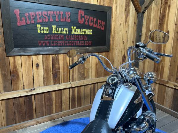 2007 Harley-Davidson, dovoz USA — foto 10 z 11