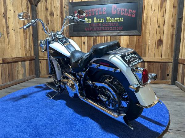 2007 Harley-Davidson, dovoz USA — foto 6 z 11