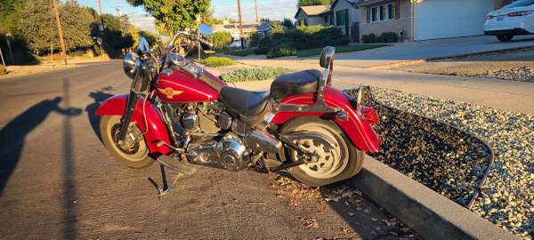 2005 Harley-Davidson, dovoz USA — foto 6 z 12