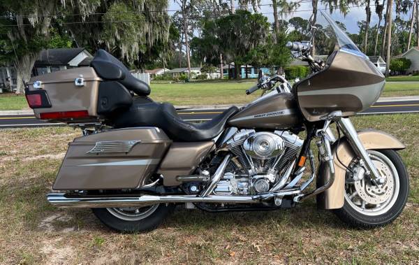 2004 Harley-Davidson, dovoz USA — foto 2 z 7