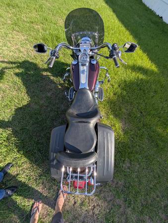 2007 Harley-Davidson, dovoz USA — foto 6 z 8