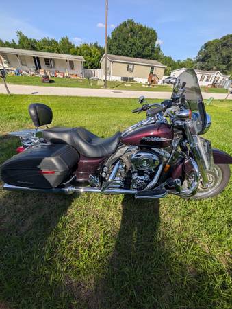 2007 Harley-Davidson, dovoz USA — foto 7 z 8