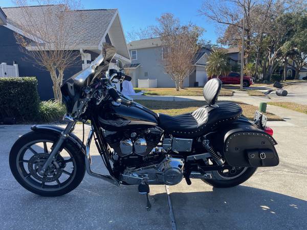 2003 Harley-Davidson, dovoz USA — foto 2 z 9