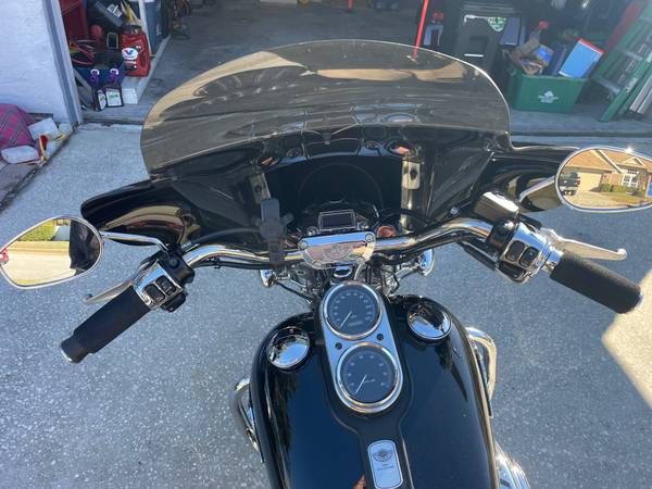 2003 Harley-Davidson, dovoz USA — foto 5 z 9
