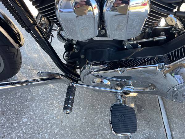 2003 Harley-Davidson, dovoz USA — foto 7 z 9