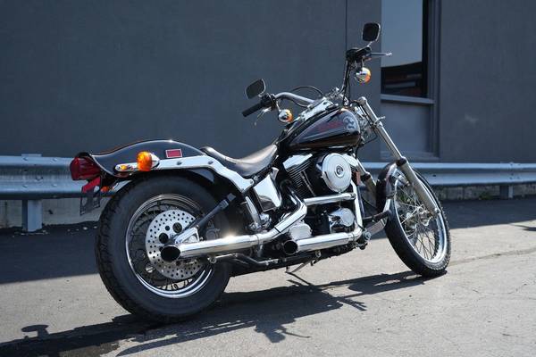1994 Harley-Davidson, dovoz USA — foto 3 z 12