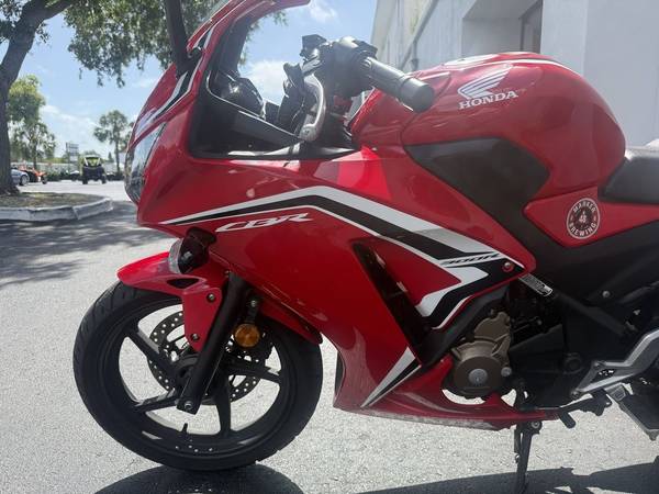 2022 Harley-Davidson, dovoz USA — foto 9 z 12