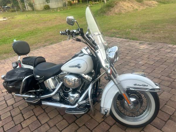 2004 Harley-Davidson, dovoz USA — foto 11 z 12