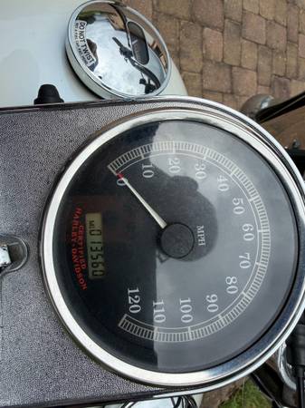 2004 Harley-Davidson, dovoz USA — foto 6 z 12
