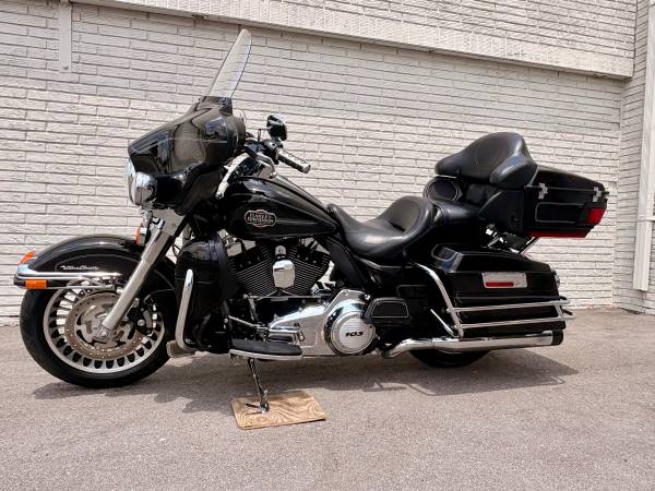 2012 Harley-Davidson, dovoz USA — foto 2 z 12