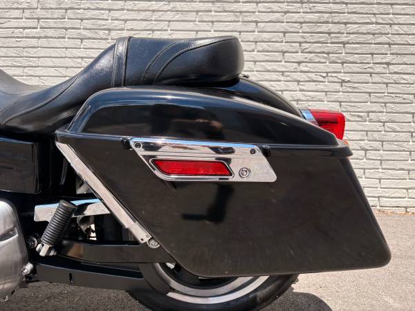 2015 Harley-Davidson, dovoz USA — foto 5 z 12