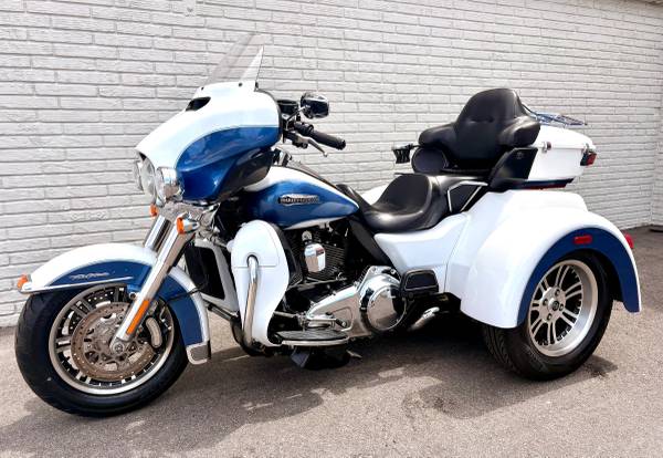 2015 Harley-Davidson, dovoz USA — foto 10 z 12