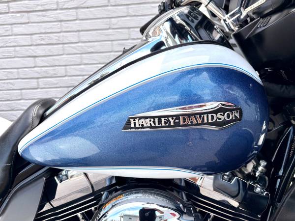 2015 Harley-Davidson, dovoz USA — foto 8 z 12