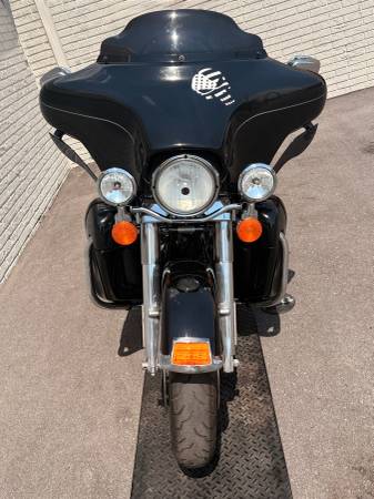 2012 Harley-Davidson, dovoz USA — foto 3 z 12
