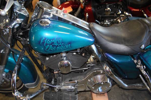 Harley-Davidson, dovoz USA — foto 4 z 12