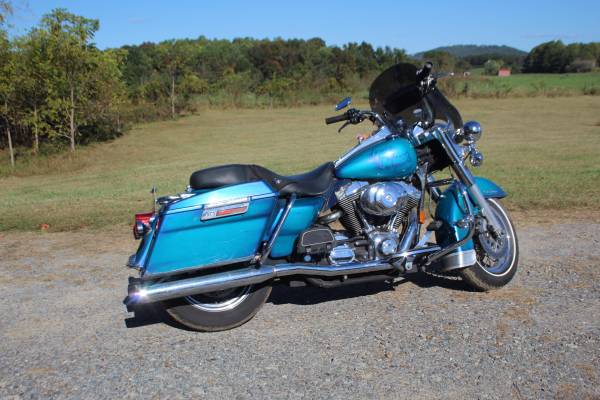 Harley-Davidson, dovoz USA — foto 7 z 12