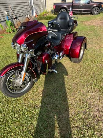Harley-Davidson, dovoz USA — foto 2 z 11
