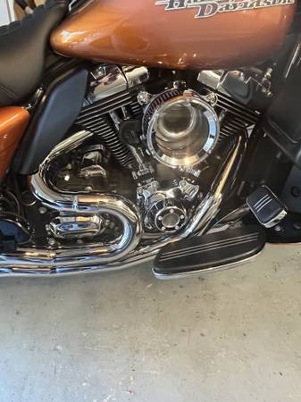 2015 Harley-Davidson, dovoz USA — foto 3 z 6